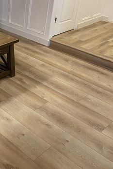 High Quality SPC Floor Tiles